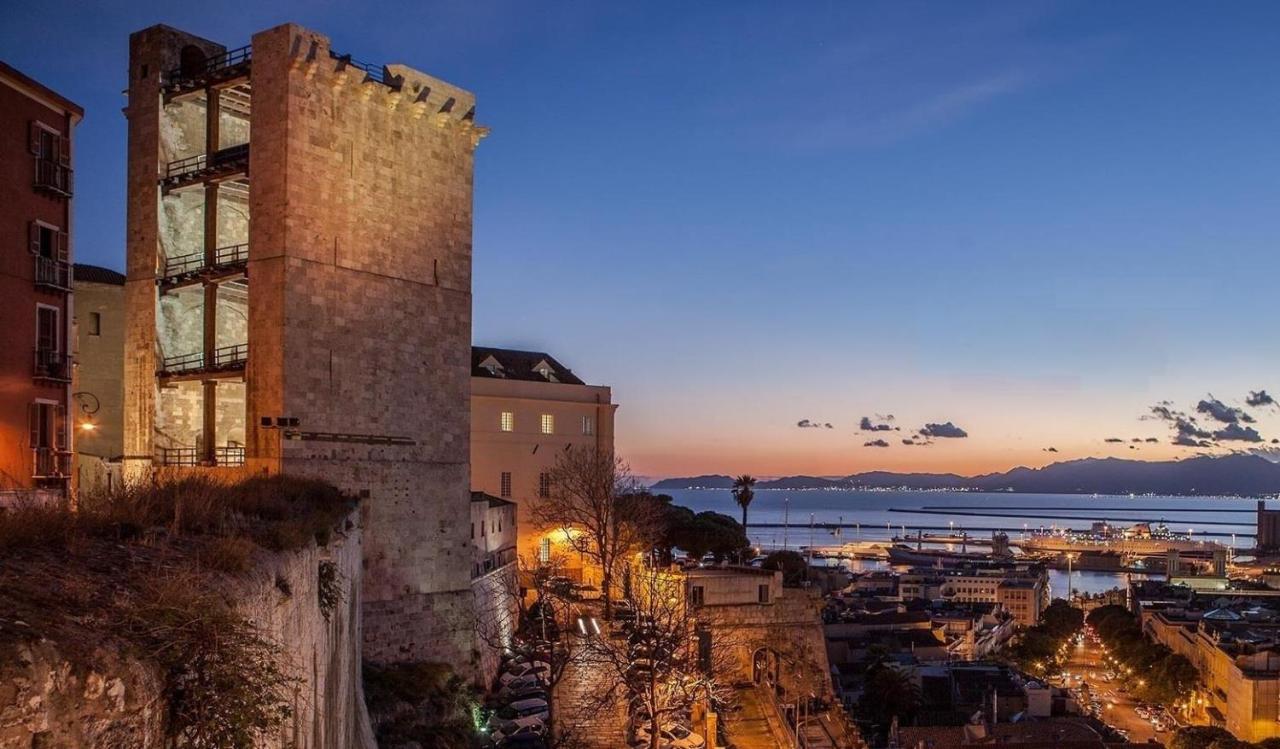 Casa Eulalia Apartment Cagliari Bagian luar foto